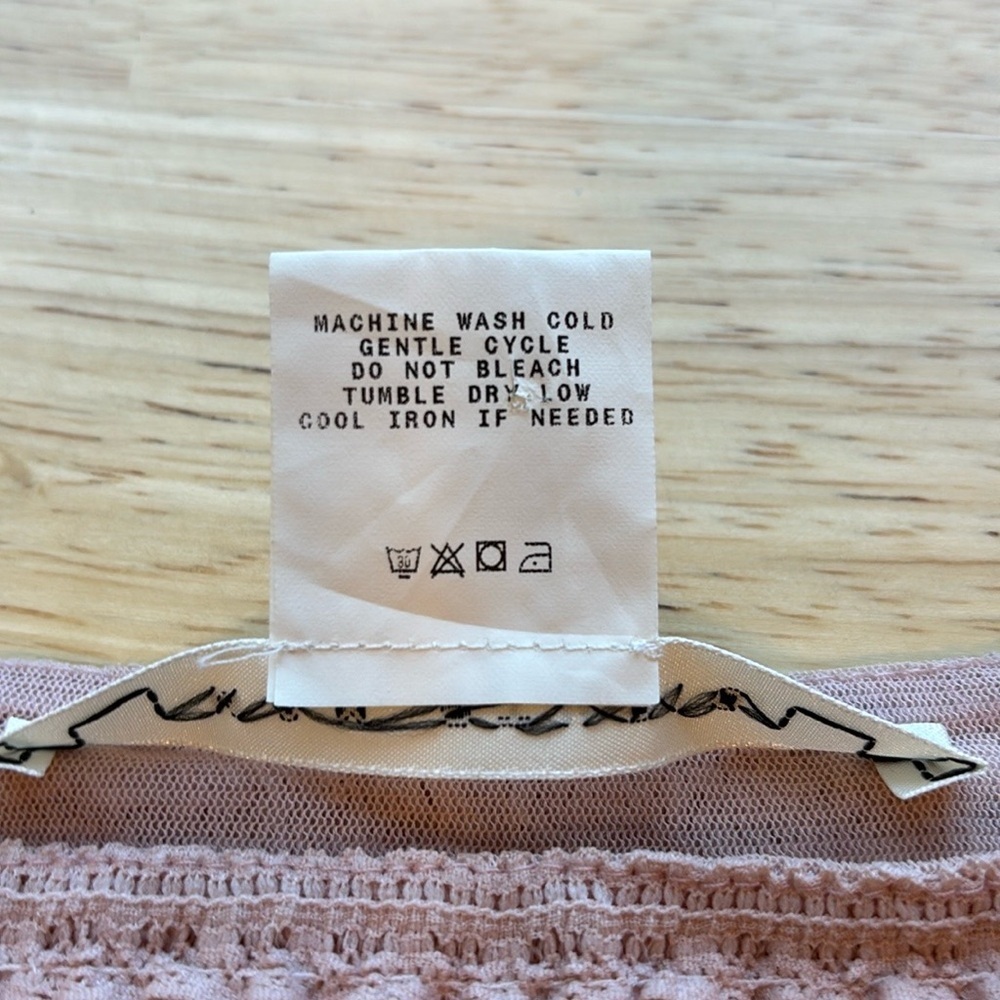 Max Studio Blush Pink Lace Top Size small - Picture 7 of 8